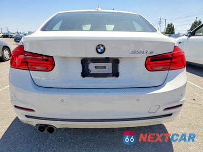 Zdjęcie 6 z 12 samochodu: 2017 BMW 330E VIN:WBA8E1C59HK895308 - miniatura