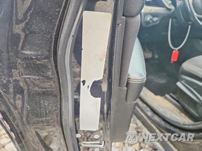 Zdjęcie 13 z 13 samochodu: 2015 JEEP CHEROKEE LATITUDE VIN:1C4PJMCB0FW600071 - miniatura