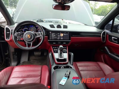 Zdjęcie 9 z 10 samochodu: 2019 PORSCHE CAYENNE VIN:WP1AA2AYXKDA09414 - miniatura