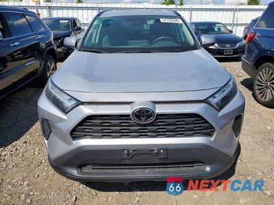 Piąte zdjęcie samochodu w środku: 2023 TOYOTA RAV4 XLE VIN:2T3P1RFV7PC382988 - miniatura