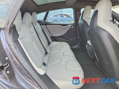 Zdjęcie 10 z 12 samochodu: 2016 TESLA MODEL S VIN:5YJSA1E43GF143561 - miniatura