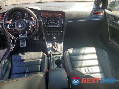Zdjęcie 8 z 12 samochodu: 2015 VOLKSWAGEN GTI VIN:3VW4T7AU7FM073663 - miniatura