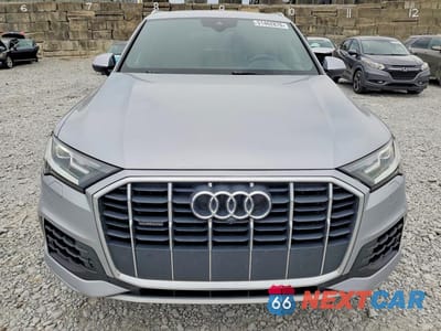 Piąte zdjęcie samochodu w środku: 2021 AUDI Q7 PREMIUM PLUS VIN:WA1LXAF73MD027785 - miniatura