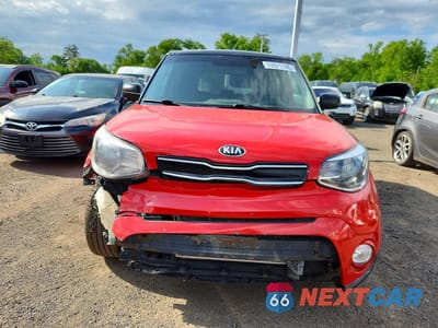 Piąte zdjęcie samochodu w środku: 2019 KIA SOUL + VIN:KNDJP3A59K7017689 - miniatura