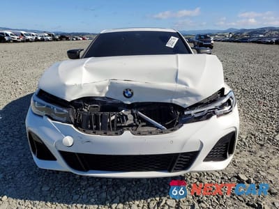 Piąte zdjęcie samochodu w środku: 2020 BMW M340I VIN:WBA5U7C07LFH32979 - miniatura