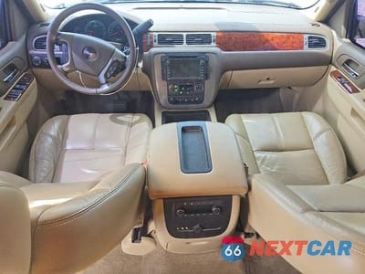 Zdjęcie 8 z 13 samochodu: 2010 GMC YUKON SLT VIN:1GKUCCE04AR288352 - miniatura
