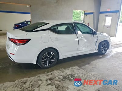 Trzecie zdjęcie samochodu z tyłu: 2025 NISSAN SENTRA SV VIN:3N1AB8CV5SY255727 - miniatura
