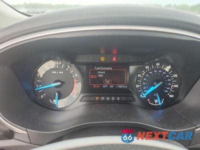Zdjęcie 9 z 12 samochodu: 2015 FORD FUSION SE VIN:3FA6P0H74FR290121 - miniatura