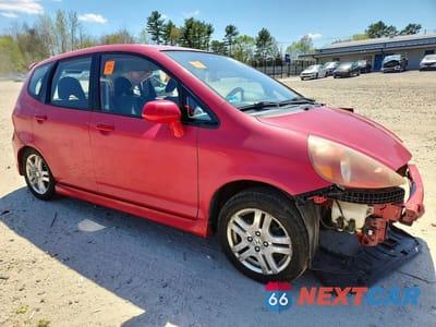 Czwarte zdjęcie samochodu z boku: 2008 HONDA FIT SPORT VIN:JHMGD37638S001883 - miniatura