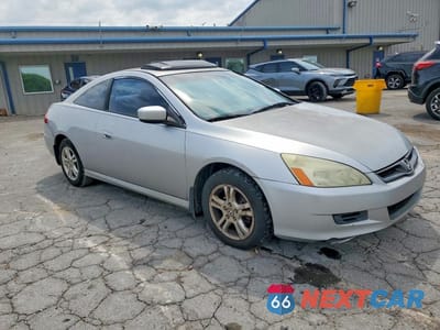 Czwarte zdjęcie samochodu z boku: 2006 HONDA ACCORD EX VIN:1HGCM72756A008216 - miniatura
