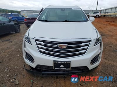 Piąte zdjęcie samochodu w środku: 2017 CADILLAC XT5 LUXURY VIN:1GYKNDRS1HZ301609 - miniatura
