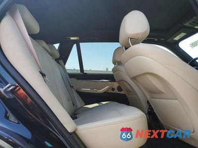 Zdjęcie 11 z 13 samochodu: 2017 BMW X5 SDRIVE35I VIN:5UXKR2C38H0X04764 - miniatura