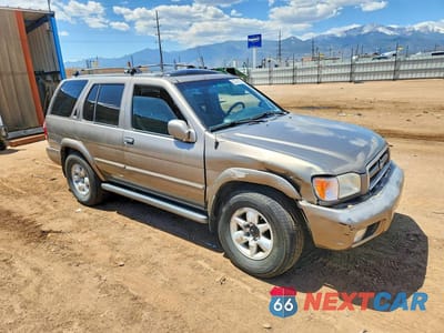 Czwarte zdjęcie samochodu z boku: 2001 NISSAN PATHFINDER SE VIN:JN8DR09Y01W610399 - miniatura