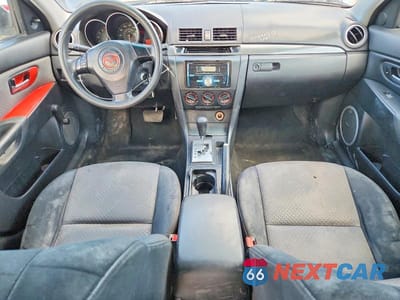 Zdjęcie 8 z 12 samochodu: 2006 MAZDA 3 I VIN:JM1BK12F561442687 - miniatura