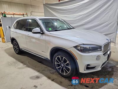 Czwarte zdjęcie samochodu z boku: 2017 BMW X5 XDRIVE35D VIN:5UXKS4C35H0Y16289 - miniatura