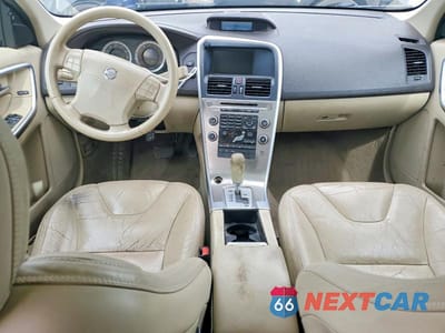 Zdjęcie 8 z 13 samochodu: 2010 VOLVO XC60 T6 VIN:YV4992DZ0A2125276 - miniatura