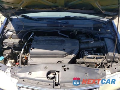 Zdjęcie 12 z 14 samochodu: 2004 HONDA ODYSSEY EX VIN:5FNRL18664B055511 - miniatura