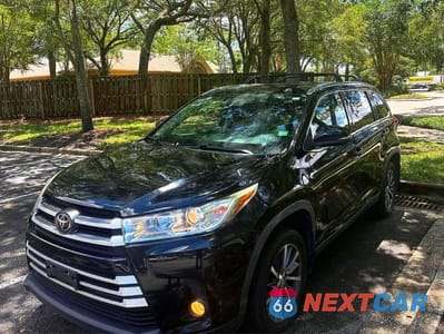 Drugie zdjęcie samochodu z przodu: 2019 TOYOTA HIGHLANDER XLE VIN:5TDJZRFH6KS604292 - miniatura