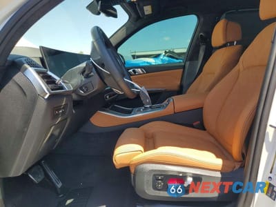 Zdjęcie 7 z 14 samochodu: 2026 BMW X5 XDRIVE50E VIN:5UX43EU03T9317351 - miniatura