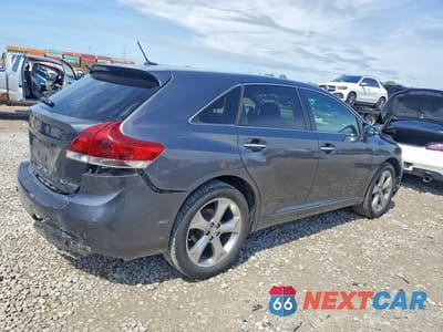 Trzecie zdjęcie samochodu z tyłu: 2015 TOYOTA VENZA XLE VIN:4T3BK3BBXFU119312 - miniatura