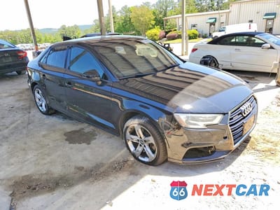 Czwarte zdjęcie samochodu z boku: 2017 AUDI A3 PREMIUM VIN:WAUB8GFF7H1031920 - miniatura