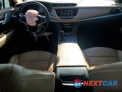 Zdjęcie 8 z 13 samochodu: 2023 CADILLAC XT5 PLATINUM PREMIUM LUXURY VIN:1GYKNERS8PZ205335 - miniatura