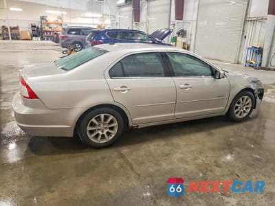 Trzecie zdjęcie samochodu z tyłu: 2008 MERCURY MILAN VIN:3MEHM07Z88R667050 - miniatura