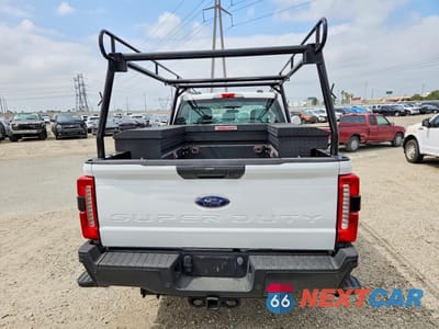 Zdjęcie 6 z 13 samochodu: 2024 FORD F250 SUPER DUTY VIN:1FT7X2BAXREC11914 - miniatura