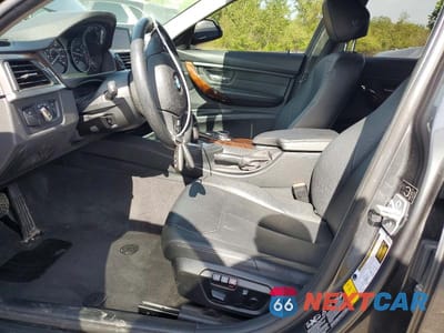 Zdjęcie 7 z 12 samochodu: 2015 BMW 328 XI SULEV VIN:WBA3B5G5XFNS14783 - miniatura