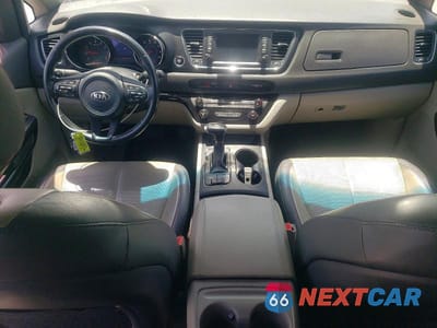Zdjęcie 8 z 13 samochodu: 2018 KIA SEDONA LX VIN:KNDMB5C11J6410673 - miniatura
