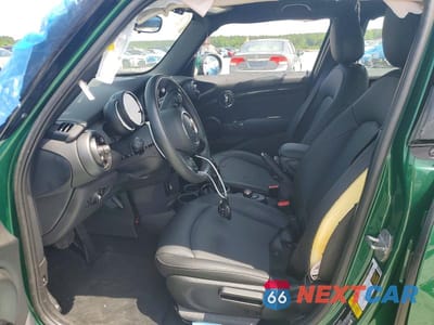 Zdjęcie 7 z 12 samochodu: 2020 MINI COOPER VIN:WMWXU7C04L2M10409 - miniatura