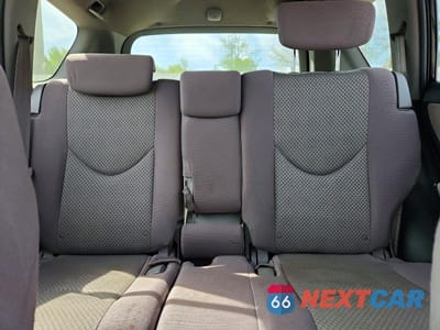 Zdjęcie 10 z 13 samochodu: 2006 TOYOTA RAV4 BASE VIN:JTMZD33V366018454 - miniatura