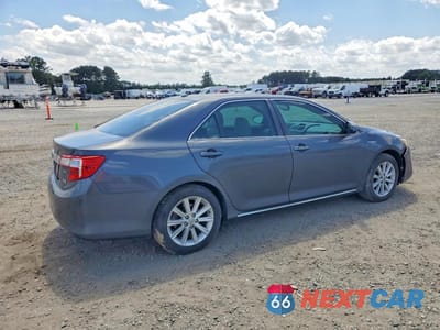 Trzecie zdjęcie samochodu z tyłu: 2012 TOYOTA CAMRY HYBRID XLE VIN:4T1BD1FK9CU060301 - miniatura