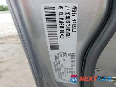 Zdjęcie 13 z 13 samochodu: 2021 JEEP COMPASS LATITUDE VIN:3C4NJCBB5MT508282 - miniatura