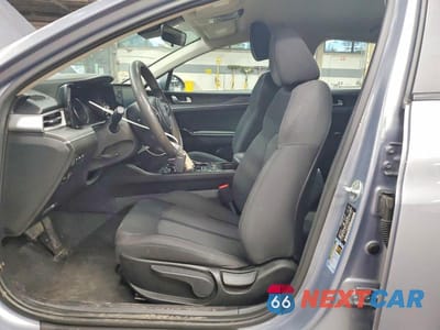 Zdjęcie 7 z 12 samochodu: 2023 KIA K5 LXS VIN:5XXG14J23PG221328 - miniatura