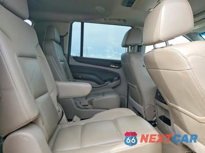 Zdjęcie 11 z 13 samochodu: 2019 CHEVROLET SUBURBAN K1500 LT VIN:1GNSKHKC1KR314576 - miniatura