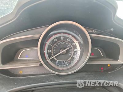 Zdjęcie 9 z 12 samochodu: 2015 MAZDA 3 SV VIN:JM1BM1T70F1262728 - miniatura