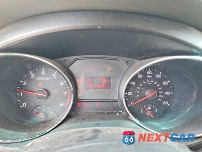 Zdjęcie 9 z 13 samochodu: 2016 KIA SEDONA LX VIN:KNDMB5C11G6105666 - miniatura