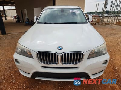 Piąte zdjęcie samochodu w środku: 2011 BMW X3 VIN:5UXWX5C56BL711132 - miniatura