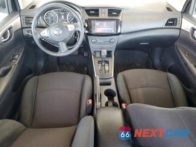 Zdjęcie 8 z 12 samochodu: 2019 NISSAN SENTRA S VIN:3N1AB7AP2KY251360 - miniatura