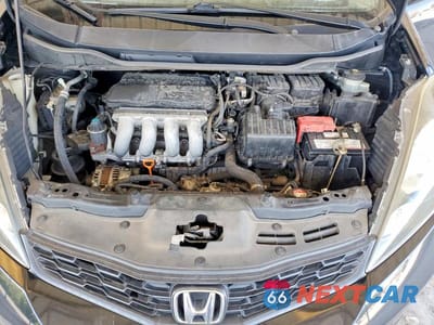 Zdjęcie 11 z 12 samochodu: 2012 HONDA FIT SPORT VIN:JHMGE8H50CC007398 - miniatura