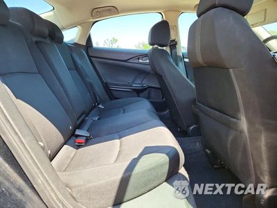 Zdjęcie 10 z 12 samochodu: 2018 HONDA CIVIC EX VIN:19XFC2F72JE017019 - miniatura