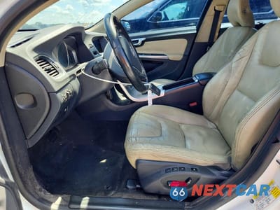 Zdjęcie 7 z 12 samochodu: 2017 VOLVO S60 PREMIER VIN:LYV402HK3HB154767 - miniatura