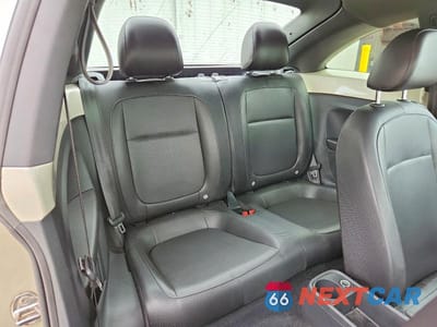 Zdjęcie 10 z 13 samochodu: 2012 VOLKSWAGEN BEETLE VIN:3VWJP7ATXCM648770 - miniatura