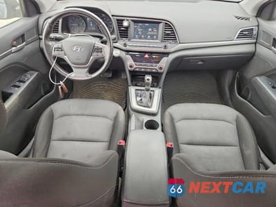 Zdjęcie 8 z 12 samochodu: 2017 HYUNDAI ELANTRA VALUE EDITION VIN:5NPD84LF6HH152249 - miniatura