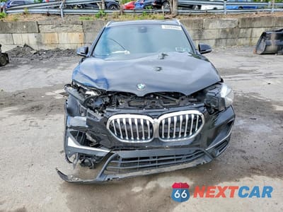 Piąte zdjęcie samochodu w środku: 2021 BMW X1 XDRIVE28I VIN:WBXJG9C07M5T17804 - miniatura