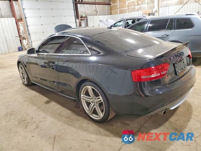 Drugie zdjęcie samochodu z przodu: 2010 AUDI S5 PREMIUM PLUS VIN:WAUGVAFR9AA024236 - miniatura