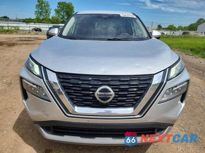 Piąte zdjęcie samochodu w środku: 2021 NISSAN ROGUE SV VIN:5N1AT3BBXMC729926 - miniatura