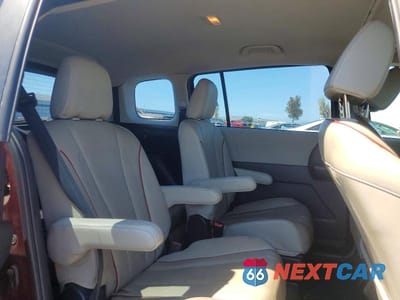Zdjęcie 10 z 12 samochodu: 2012 MAZDA 5 VIN:JM1CW2DL0C0132806 - miniatura