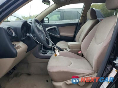 Zdjęcie 7 z 13 samochodu: 2008 TOYOTA RAV4 BASE VIN:JTMBD35V485127089 - miniatura